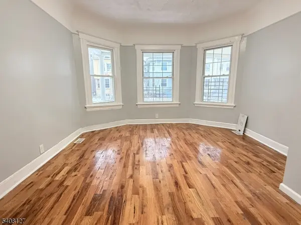 44 N 16Th St, East Orange City, NJ 07017