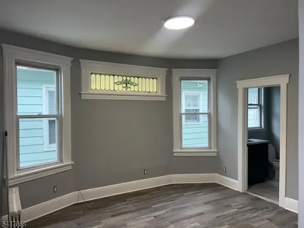 125 Alton St, Elizabeth City, NJ 07202