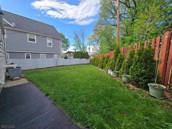 54 Austin St, Ridgefield Park Village, NJ 07660