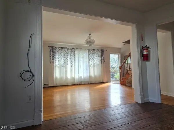 54 Austin St, Ridgefield Park Village, NJ 07660