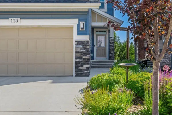 113 Tuscany Ridge CIR NW, Calgary, AB T3L 0E5