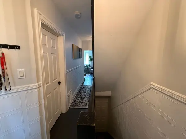 263 Grace ST #2nd Floor, Toronto C01, ON M6G 3A7