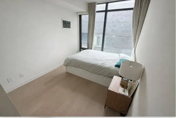 111 Bathurst ST #1502, Toronto C01, ON M5V 0M9