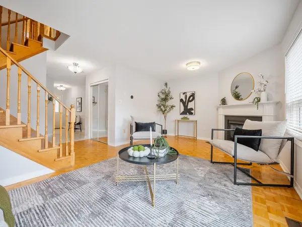 97 Pinedale Gate, Vaughan, ON L4L 8X3