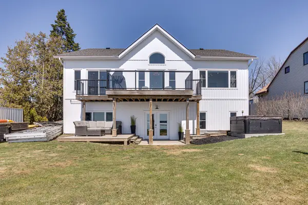 1931 Woods Bay RD, Severn, ON L3V 0V7