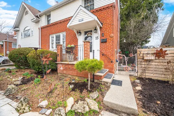 15 Twenty-Seventh ST, Toronto W06, ON M8W 2X2