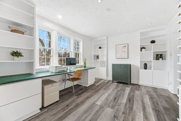 15 Twenty-Seventh ST, Toronto W06, ON M8W 2X2