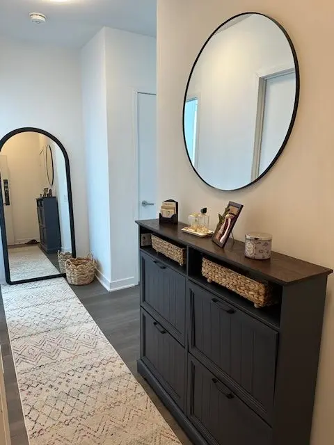 3900 Confederation Pkwy #5410, Mississauga, ON L5B 0M3