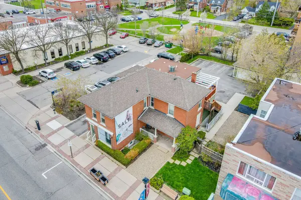 201 Queen ST S, Mississauga, ON L5M 1L4