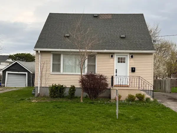 9 Admiral RD, St. Catharines, ON L2P 1G4