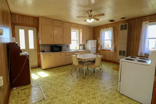 495 Eldon Station RD, Kawartha Lakes, ON K0M 2T0