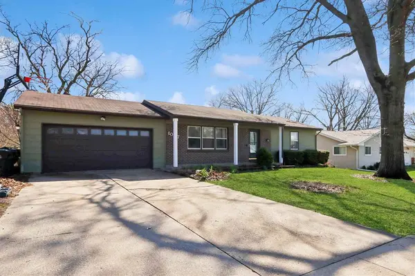 1007 19th Ave, Coralville, IA 52241