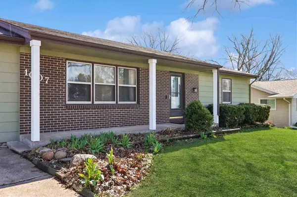 1007 19th Ave, Coralville, IA 52241