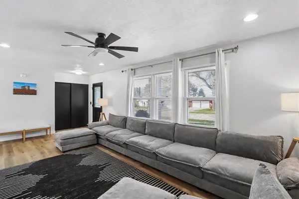 1007 19th Ave, Coralville, IA 52241