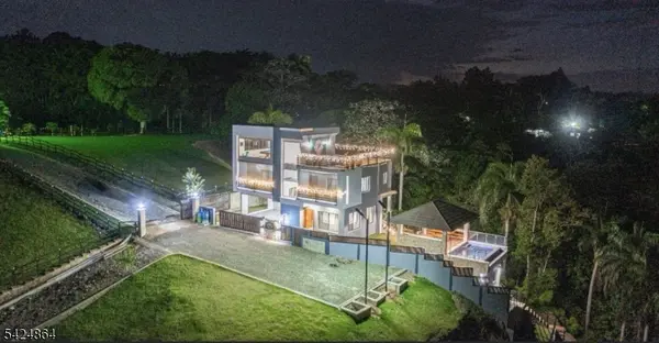 0 URB Mountain Village, Other, NJ 00000