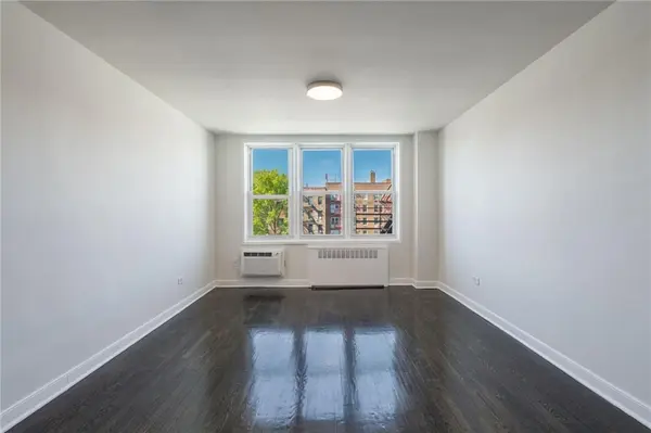 515 East 7th ST #5H, Brooklyn, NY 11218