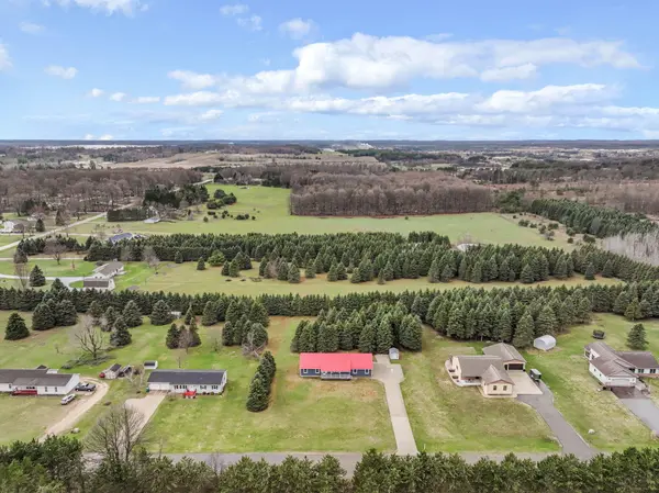 5340 S 45 1/2, Haring Twp, MI 49601