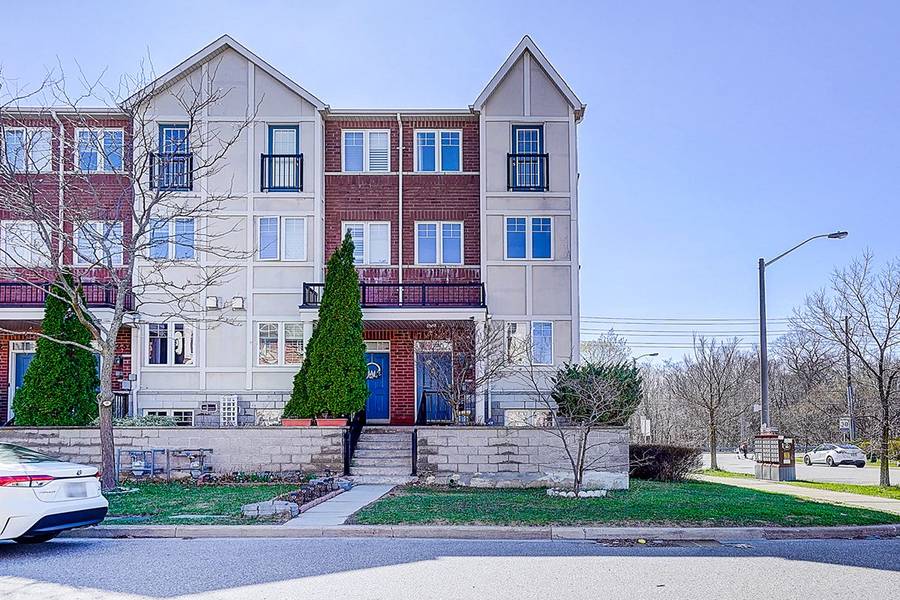 238 Dairy DR, Toronto E04, ON M1L 0G3