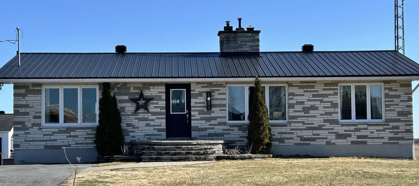 1091 County Rd 15 RD, Alfred And Plantagenet, ON K0B 1A0