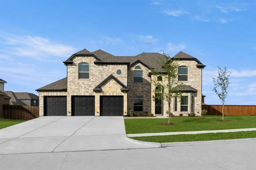 1831 Orlando Drive, Cedar Hill, TX 75104