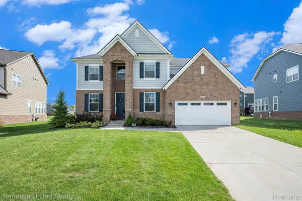 53213 Bay Laurel LN, Lyon Charter Township, MI 48178
