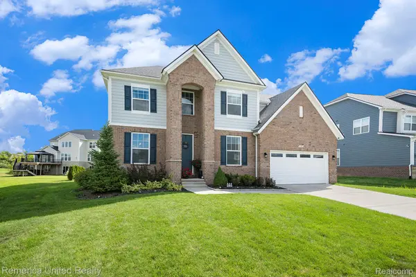 53213 Bay Laurel LN, Lyon Charter Township, MI 48178