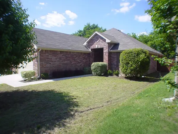 209 Bird Creek Drive, Little Elm, TX 75068