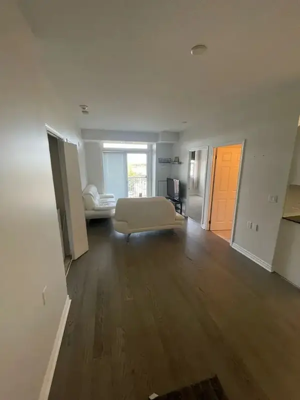 15450 yonge ST #402, Aurora, ON L4G 1P2