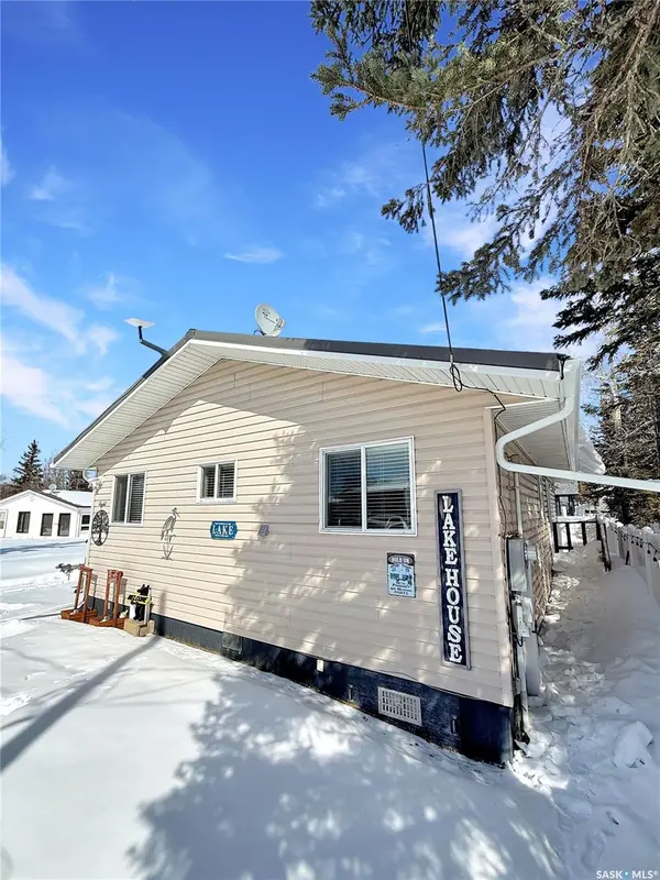 8 White Birch CRESCENT, Candle Lake, SK S0J 3E0