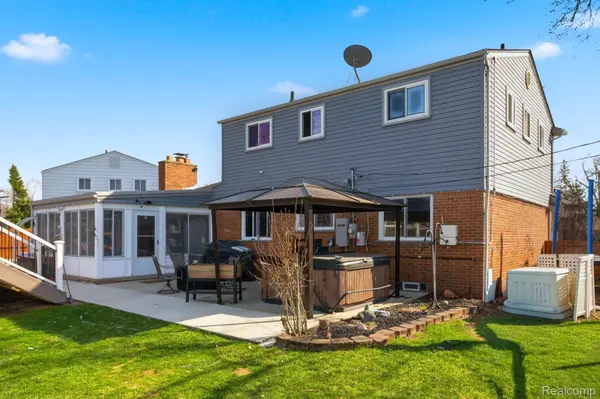 17312 Midway AVE, Allen Park, MI 48101