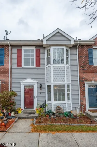 3 Martha Ct, Newark City, NJ 07103