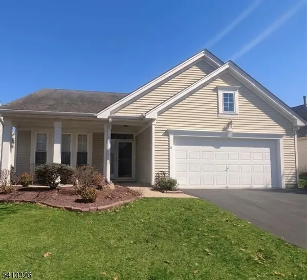 6 Weybourne Ln, White Twp., NJ 07823