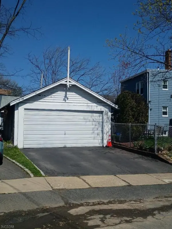 29 Orchard Rd, Maplewood Twp., NJ 07040