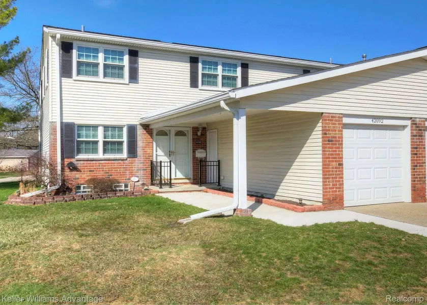 42092 Queen Anne CT, Northville Township, MI 48167