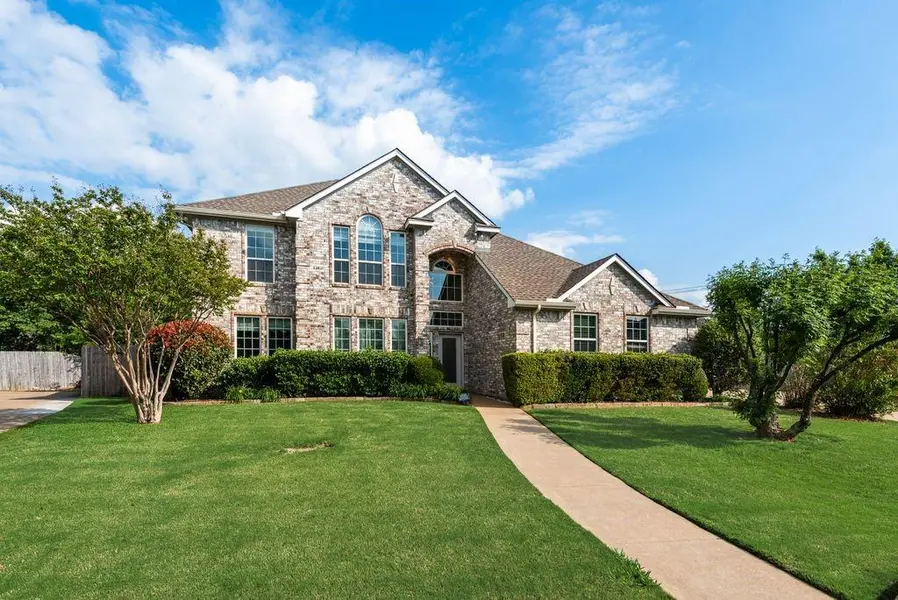 2400 Summer Glen, Arlington, TX 76001