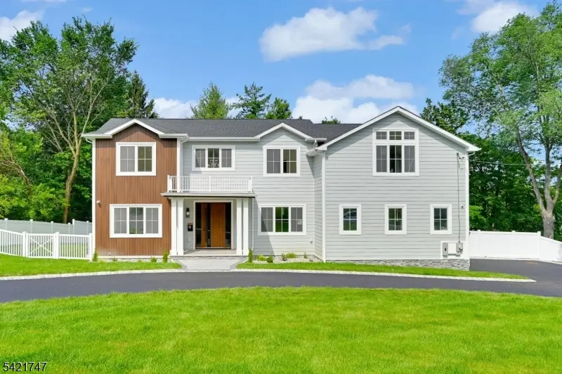 15 Orchard Ln, Livingston Twp., NJ 07039