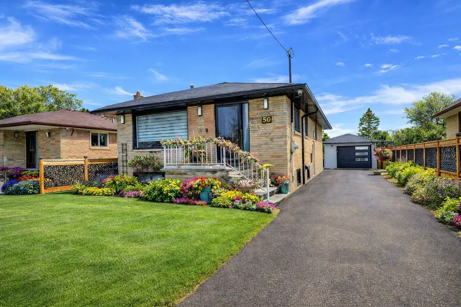 50 Ranstone GDNS, Toronto E04, ON M1K 2T4