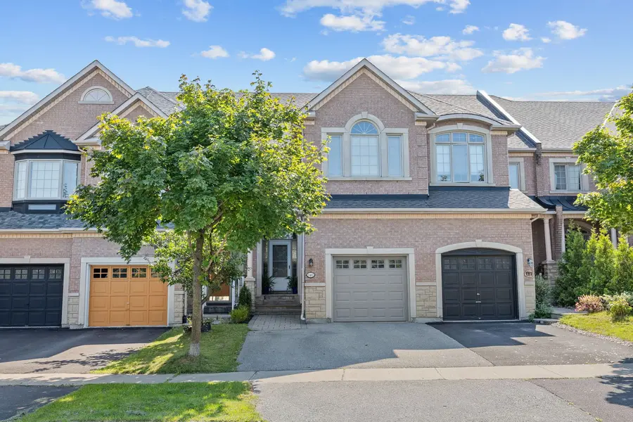 140 Kingsbridge CIR, Vaughan, ON L4J 8P2