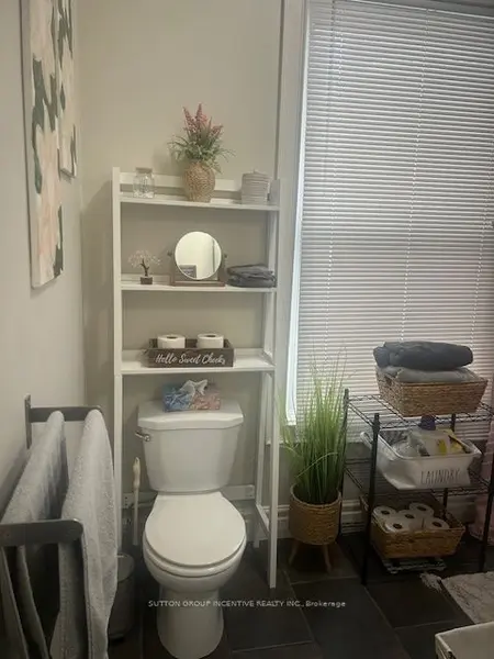 322 Codrington ST #3, Barrie, ON L4M 1T1