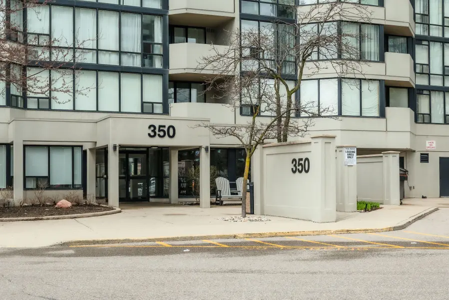 350 Rathburn RD W #1008, Mississauga, ON L5B 3Y2