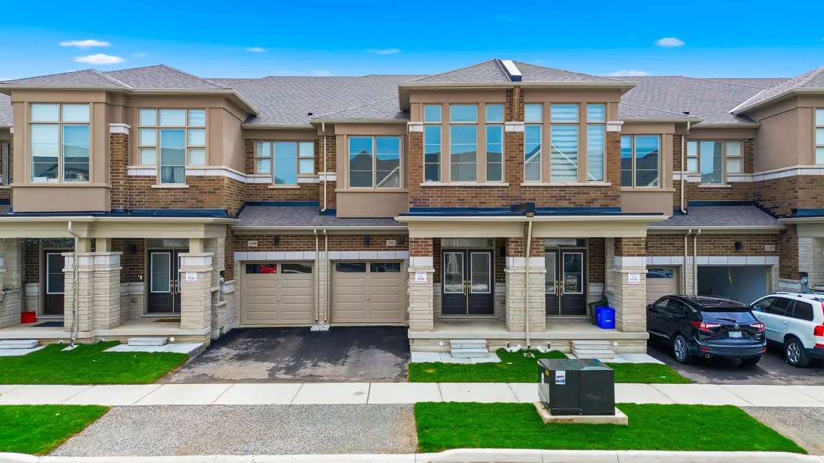 1201 Dartmouth CRES, Oakville, ON L6H 8C3