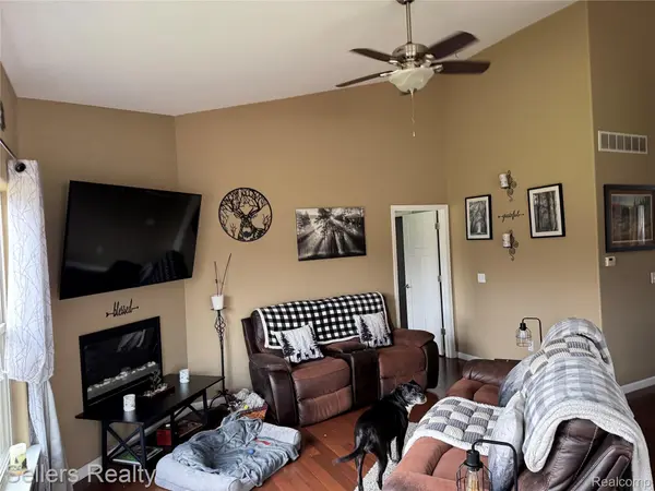 7237 River Rock DR, Davison Township, MI 48423