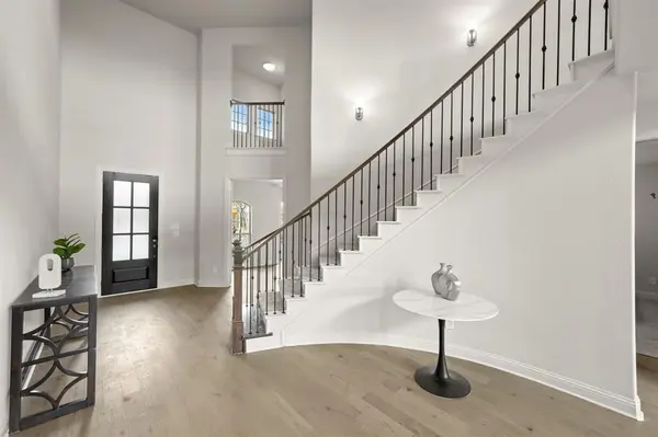 2106 Redding Drive, Mansfield, TX 76084