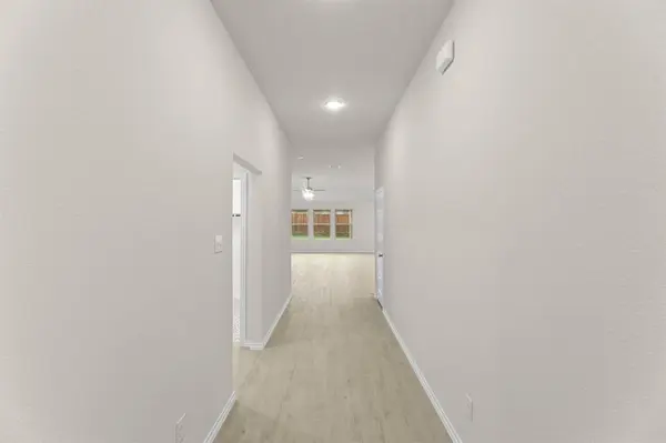 1903 Seminole Drive, Cleburne, TX 76033