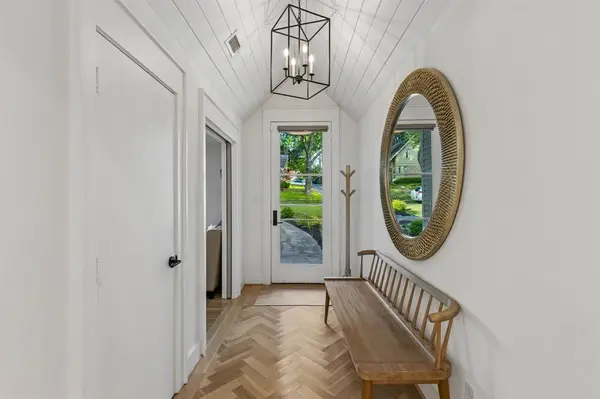 9715 Wisterwood Drive, Dallas, TX 75238