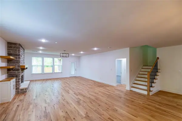 4519 Rosehill Road, Garland, TX 75043