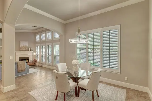 6129 Stapleford Circle, Dallas, TX 75252