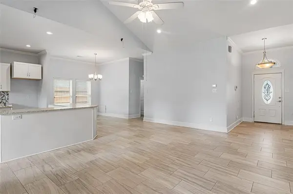 8406 Willowbrook Drive, Rowlett, TX 75088