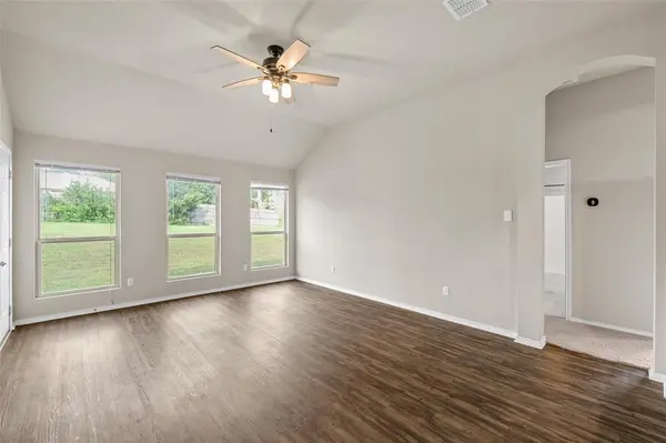 337 Milky Way, Bruceville Eddy, TX 76630