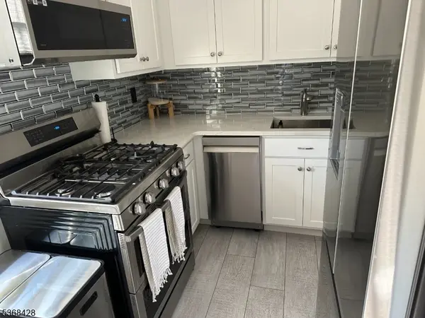 19 Savage Rd U24 C8 #8, Denville Twp., NJ 07834